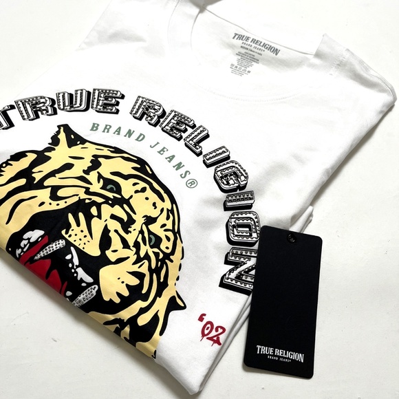 NWT TRUE RELIGION Tiger Print Crew Tee T-shirt White Size M Rhinestones Cotton - Picture 3 of 8